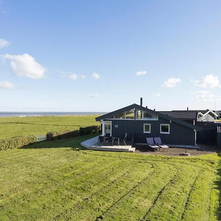 4 Bedroom Lovely In