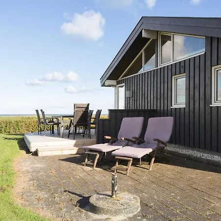 4 Bedroom Lovely In * Sæby