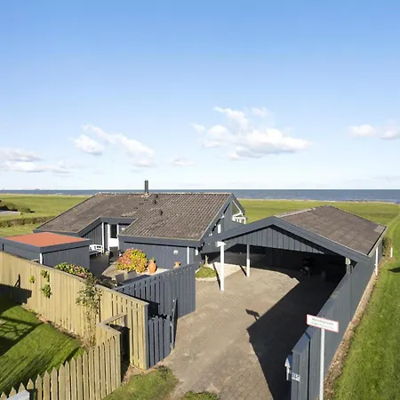 Holiday home 4 Bedroom Lovely In